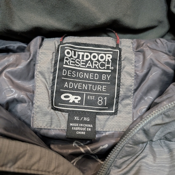 Outdoor Research Women's XL Fernie Down Parka Gray (Pewter) - Picture 4 of 7